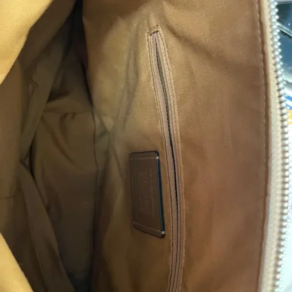 Purse - Picture 5 of 5